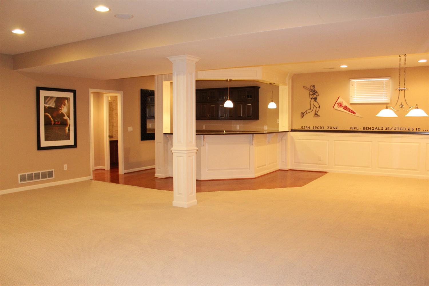 For Sale: 7715 Foxchase Dr West Chester, OH 45069