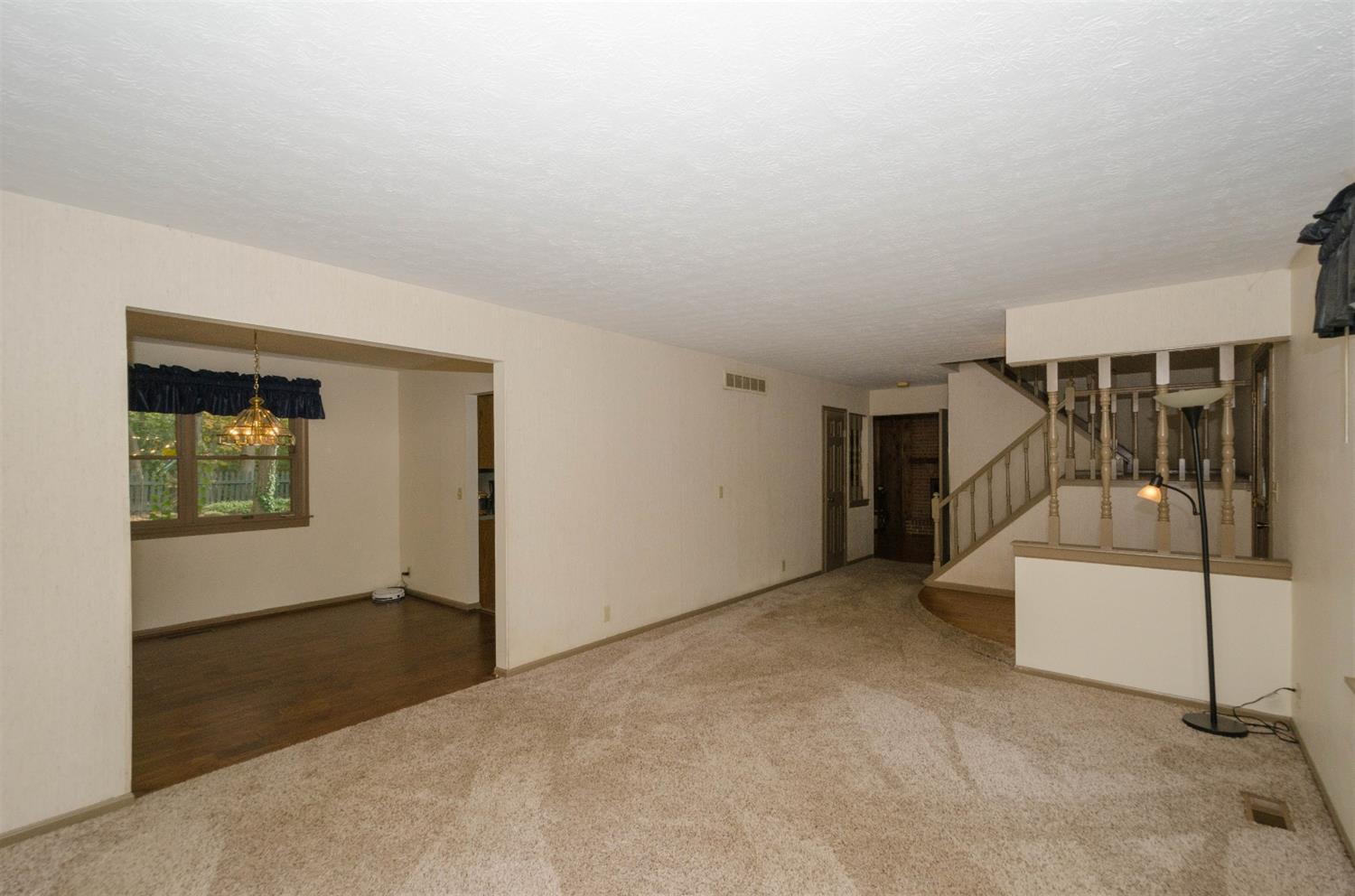 7532 Cinnamon Woods Dr