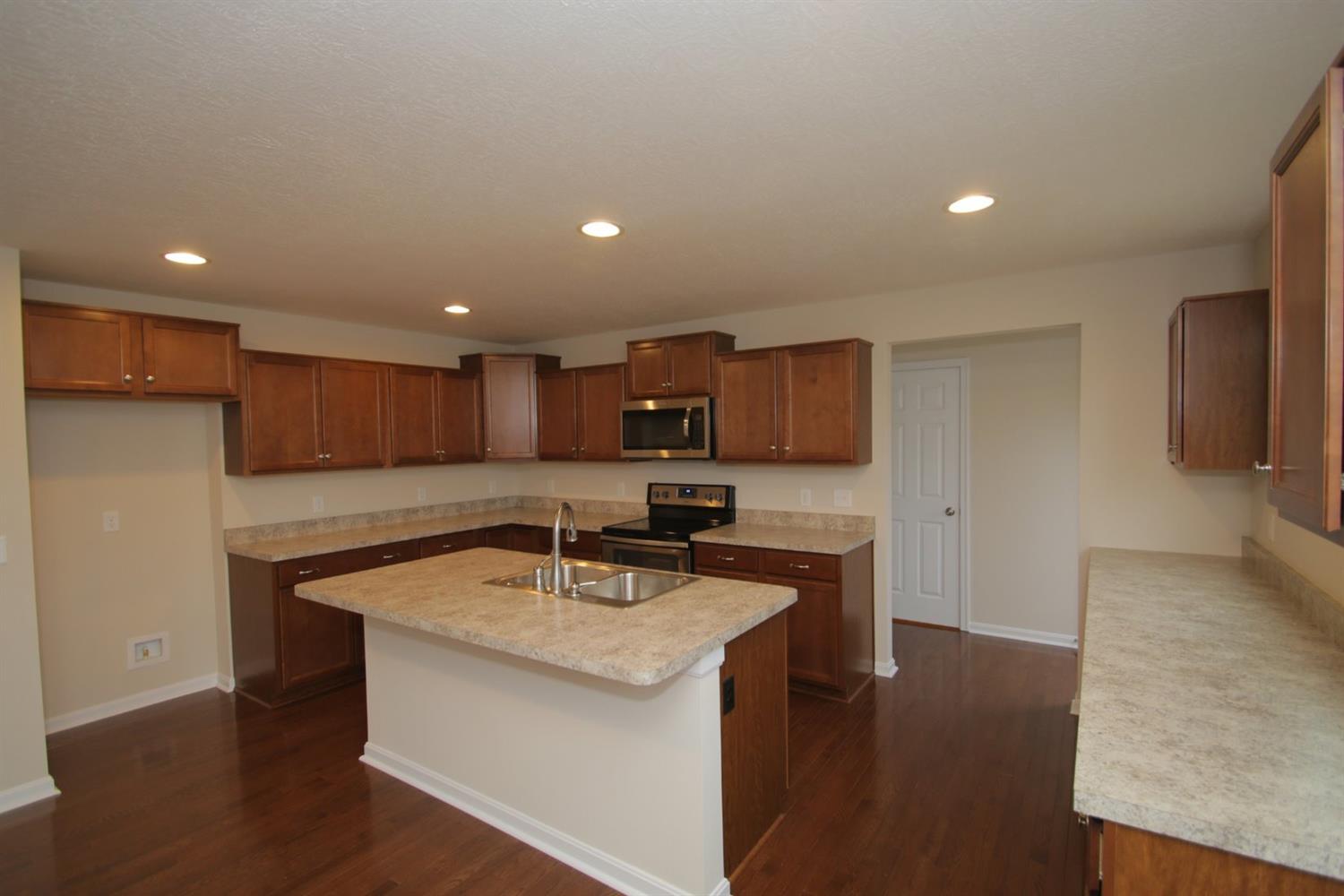 1414 Stone Fox Dr