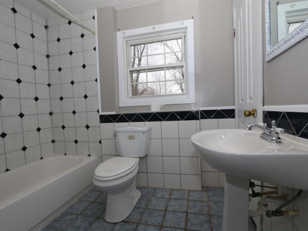 5564 Newtonsville Hutchinson Rd, Batavia OH 45103