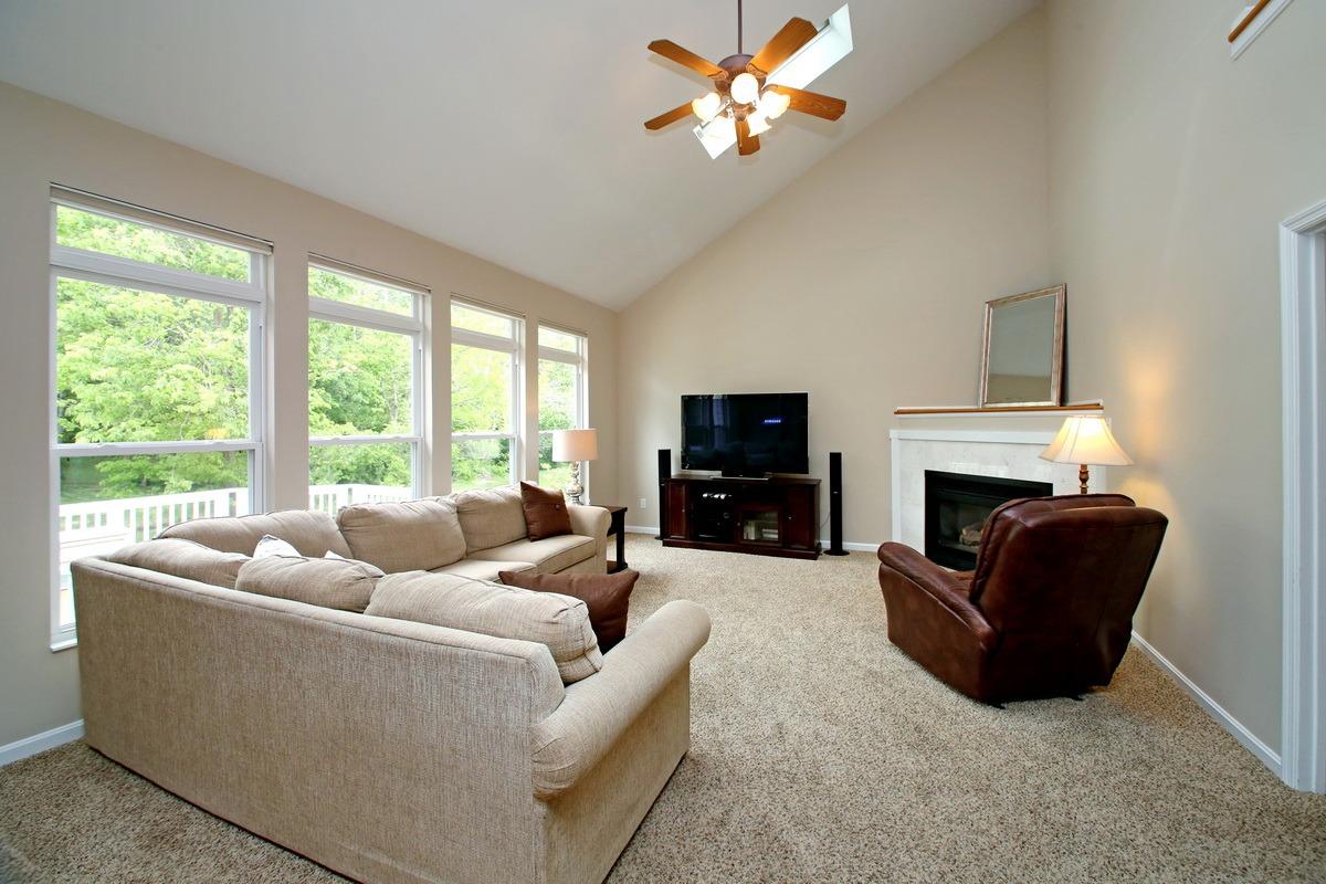 For Sale: 4271 Trotters Way Batavia, OH 45103