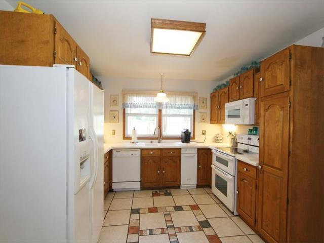 For Sale: 2429 Swings Corner Pt Isabel Rd Bethel, OH 45106
