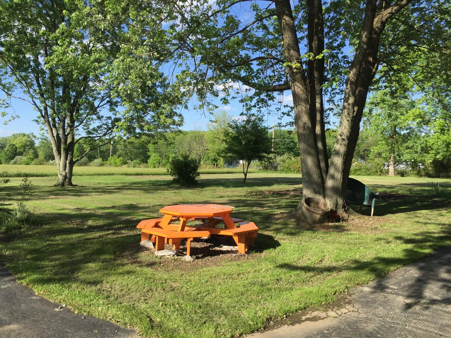 For Sale: 1428 Oder Dr Fayetteville, OH 45118