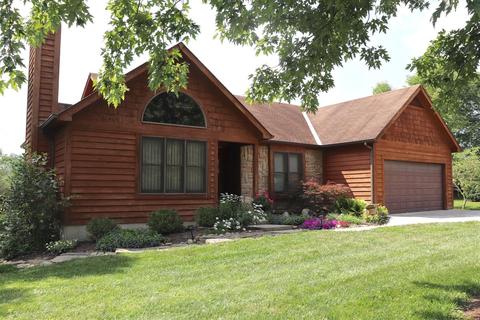 6221 Sand Hills Dr