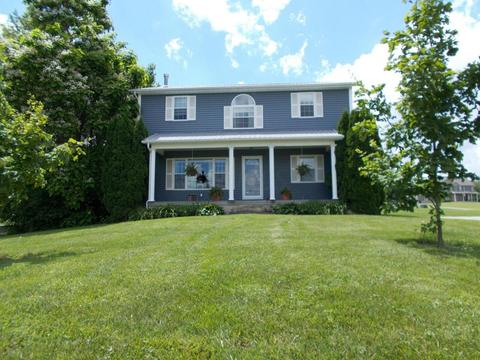 10039 Rolling Hills Dr