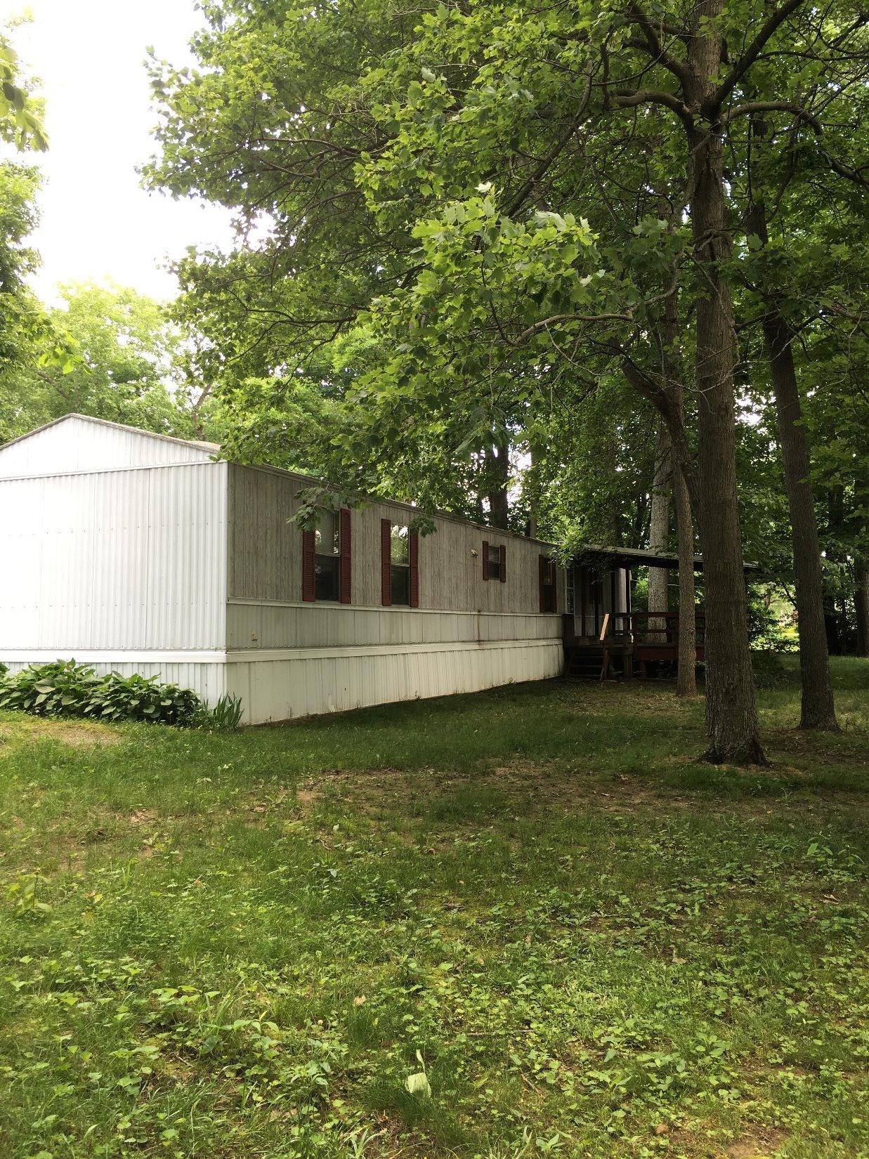 For Sale: 11370 Holiday Way Hillsboro, OH 45133