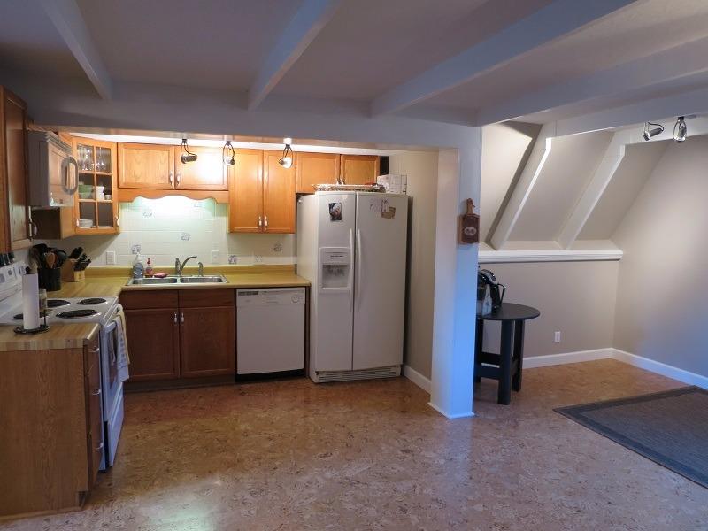 For Sale: 11368 Highland Hills Dr Hillsboro, OH 45133