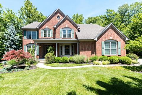 706 Deer Trail Ct