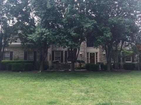 706 Deer Trail Ct