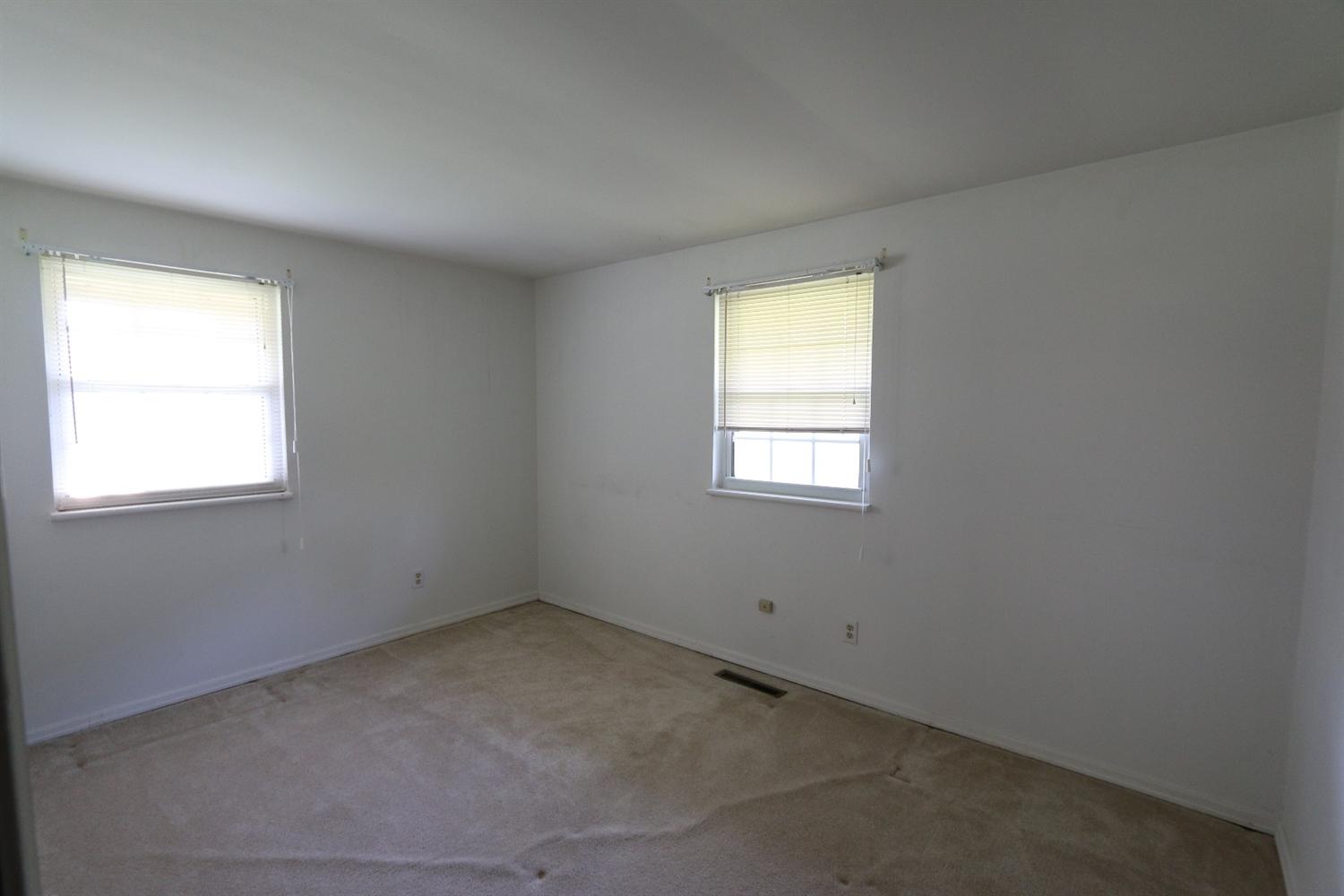 207 Brandenberg Dr, Loveland OH 45140