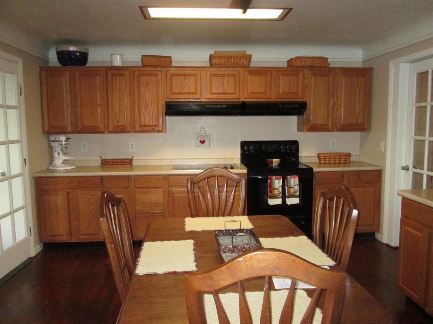 17 Shady Crest Ln, Loveland OH 45140