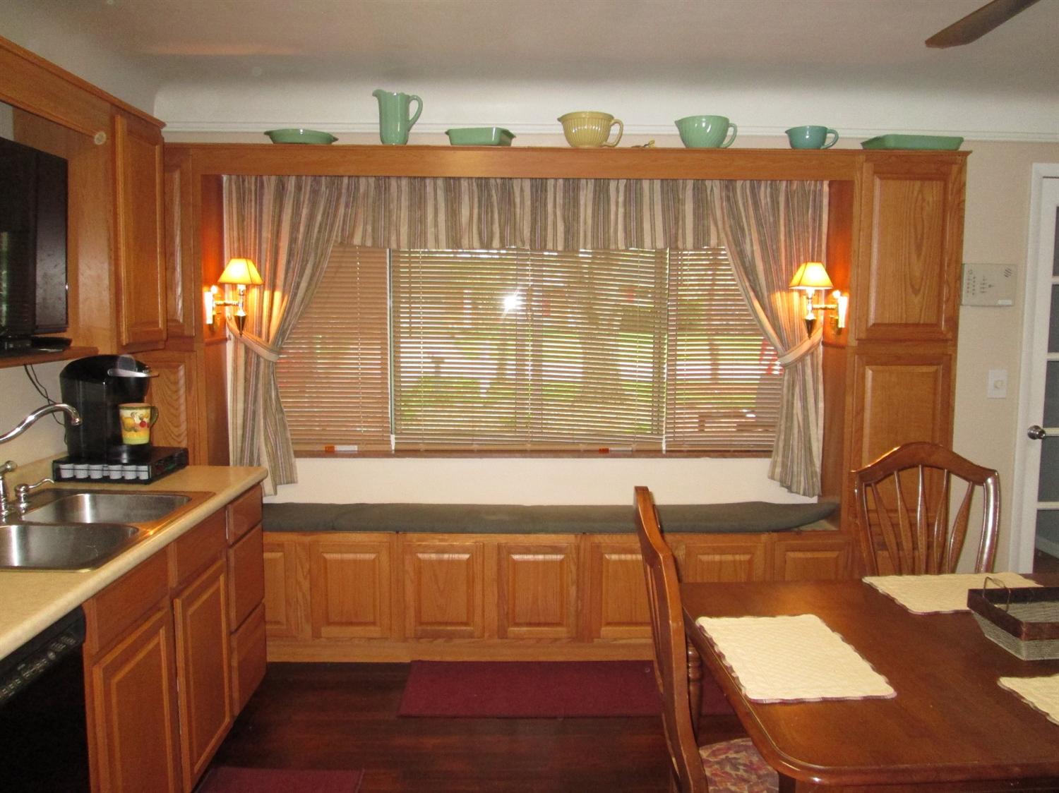 17 Shady Crest Ln, Loveland OH 45140