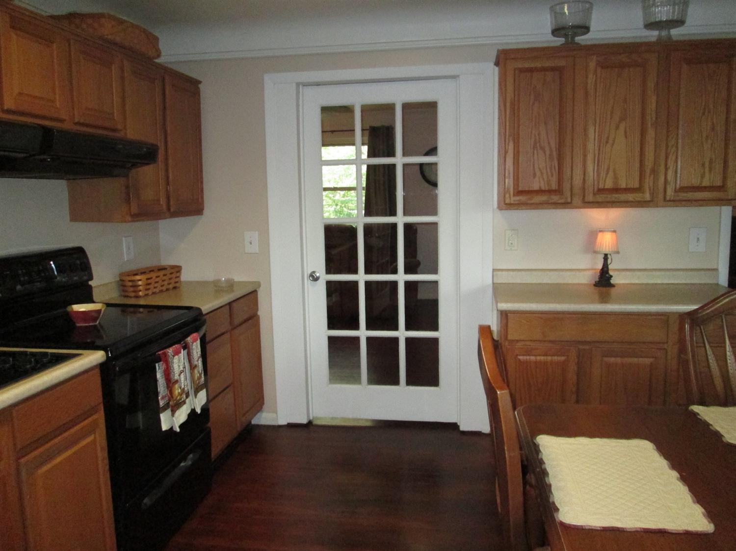 17 Shady Crest Ln, Loveland OH 45140