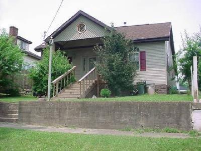 305 W Sixth St