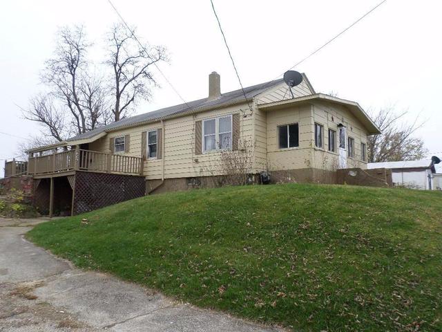 305 W Sixth St
