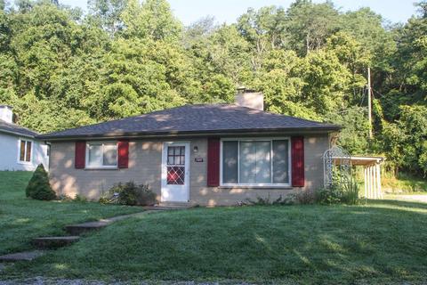 2071 Stratford Ct