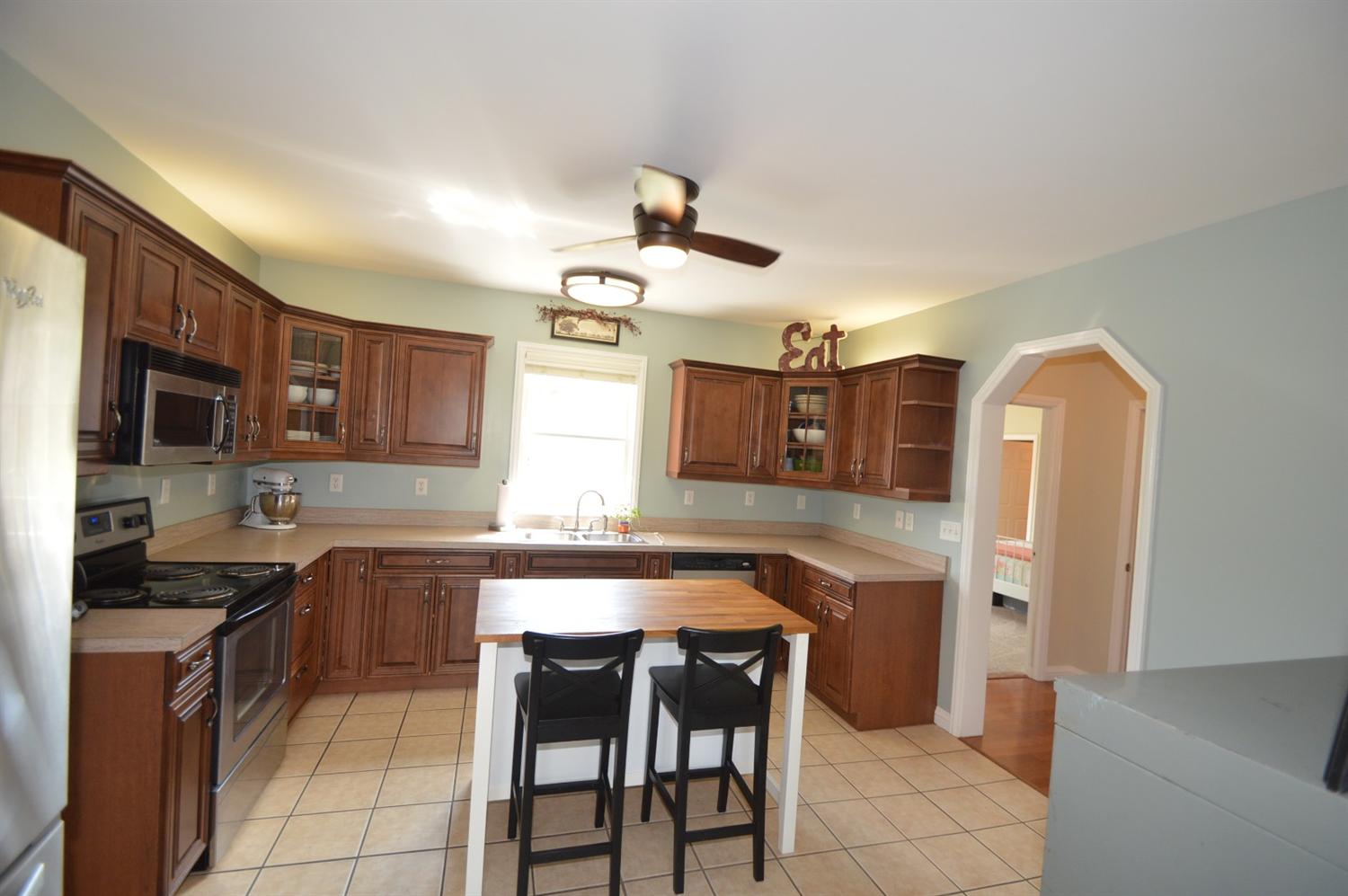 For Sale: 106 Barony Ln Mount Orab, OH 45154