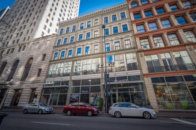 1523 Republic St #201