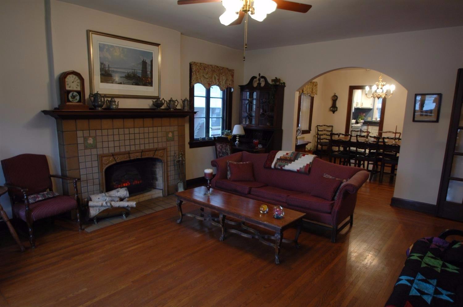 136 Dorchester Ave
