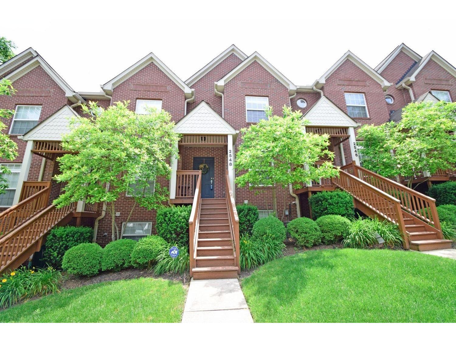 For Sale: 2548 Cleinview Ave Cincinnati, OH 45206