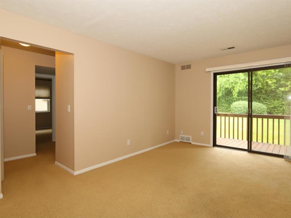 For Sale: 4326 Villa Dr #6 Cincinnati, OH 45208