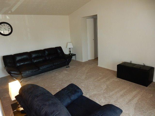 For Sale: 4326 Villa Dr #12 Cincinnati, OH 45208