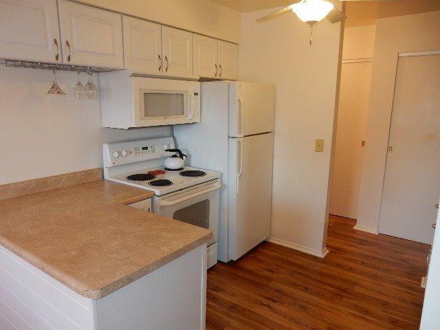 For Sale: 4326 Villa Dr #12 Cincinnati, OH 45208