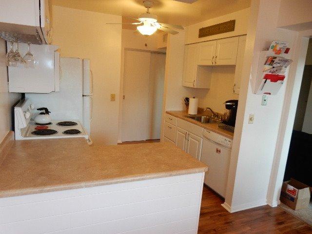 For Sale: 4326 Villa Dr #12 Cincinnati, OH 45208