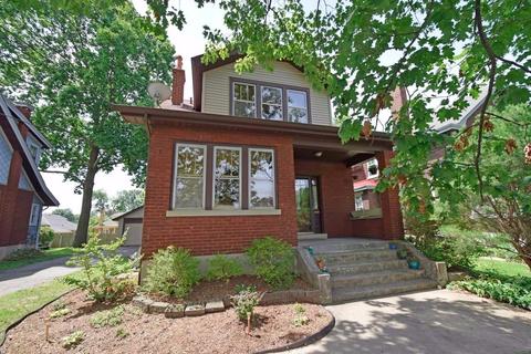 3264 Daytona Ave