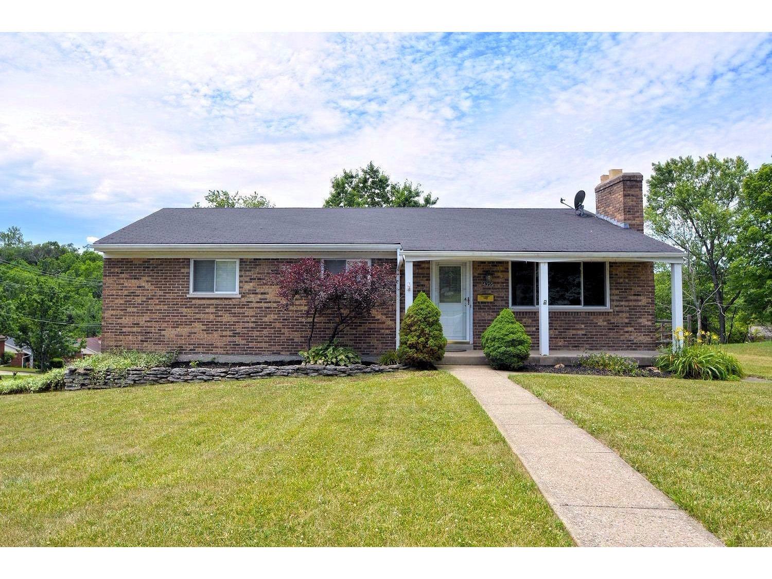 For Sale: 4355 Airycrest Ln Cincinnati, OH 45211