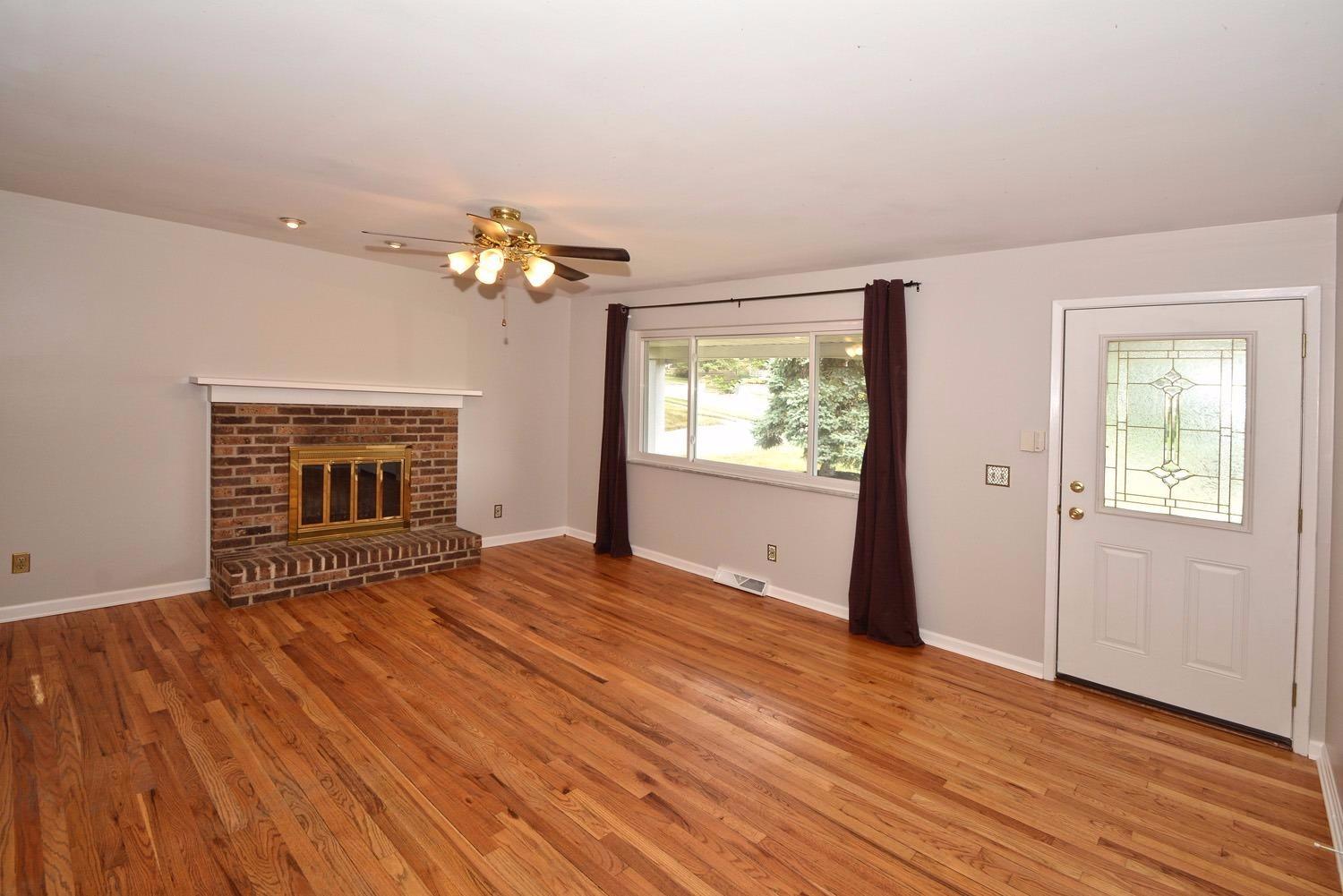 For Sale: 4355 Airycrest Ln Cincinnati, OH 45211