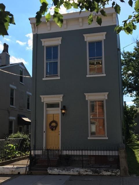 221 W Ninth St #4
