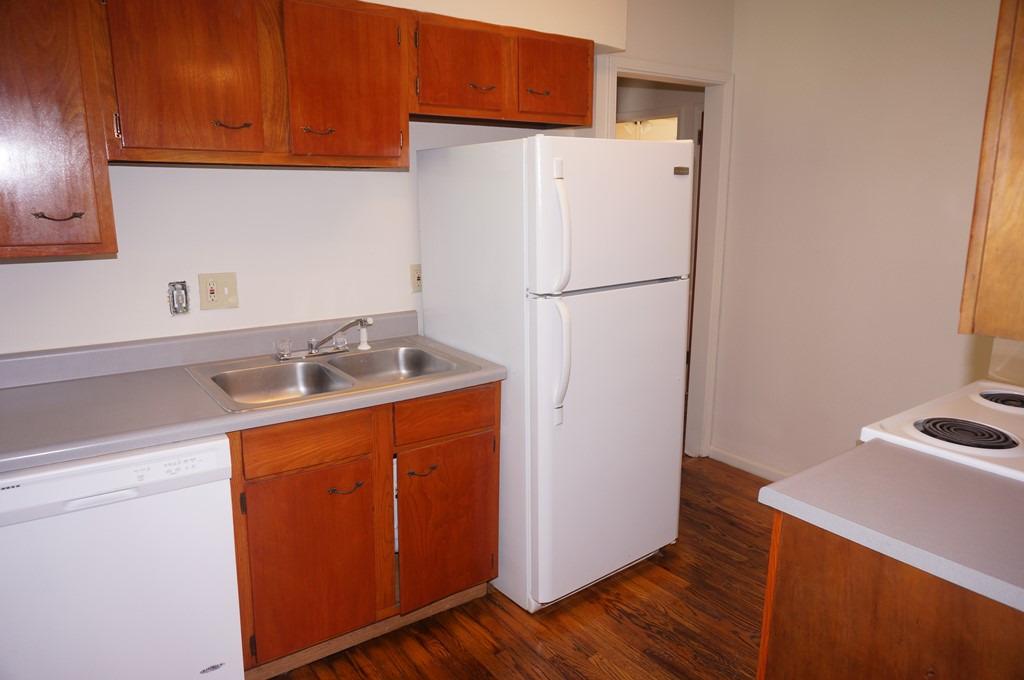 For Sale: 811 Burns Ave Cincinnati, OH 45215