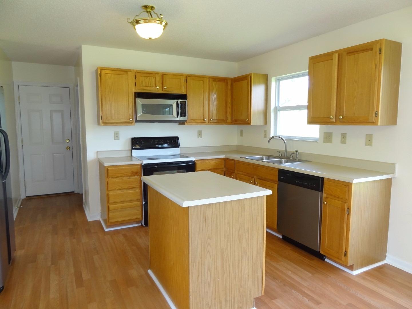 For Sale: 4236 Ryan Ct Cincinnati, OH 45219