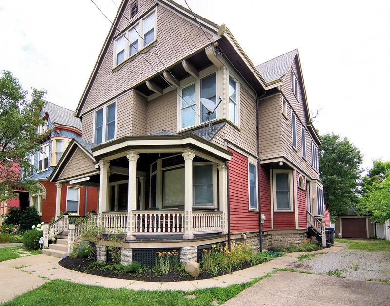 For Sale: 3422 Whitfield Ave Cincinnati, OH 45220