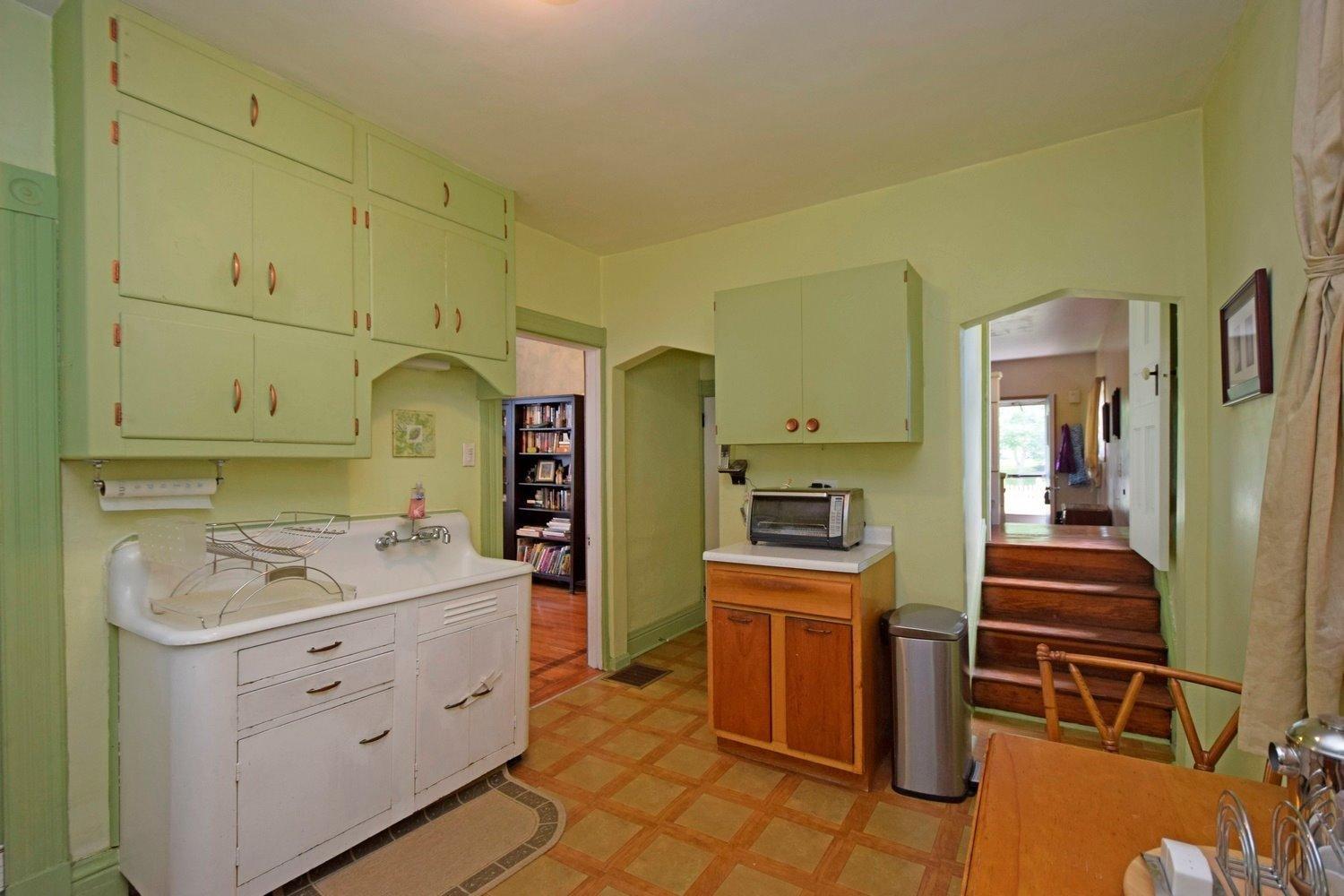 For Sale: 4528 Homer Ave Cincinnati, OH 45227