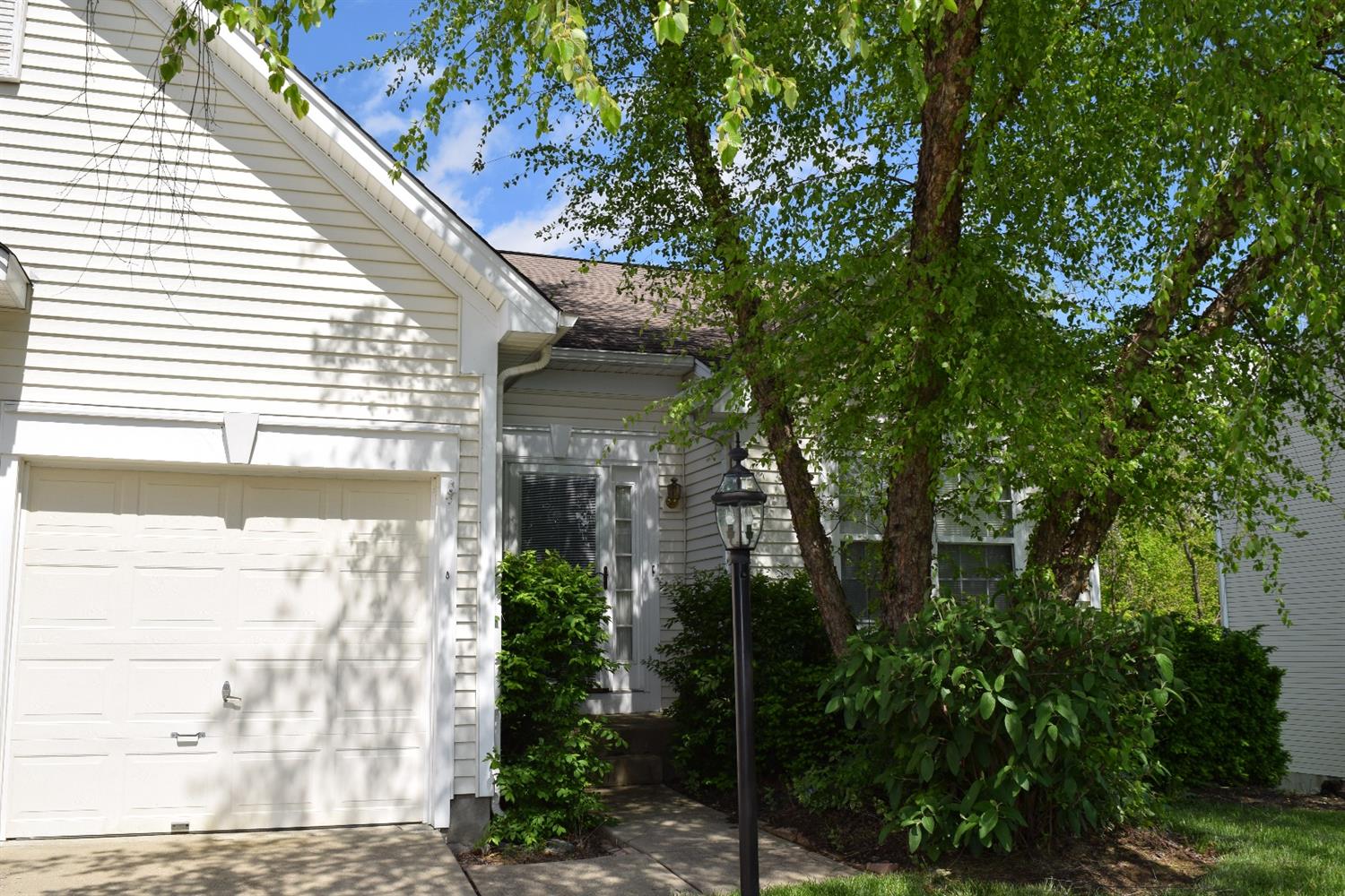 10707 Stargate Ln
