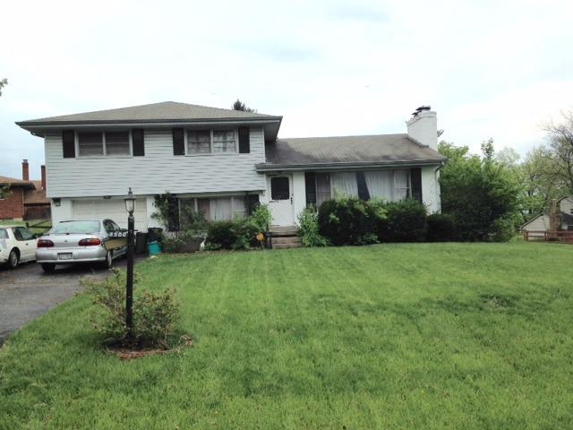 2580 Cranbrook Dr, Cincinnati OH 45231