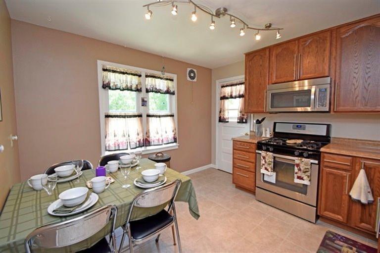 For Sale: 1951 S Lynndale Ave Cincinnati, OH 45231
