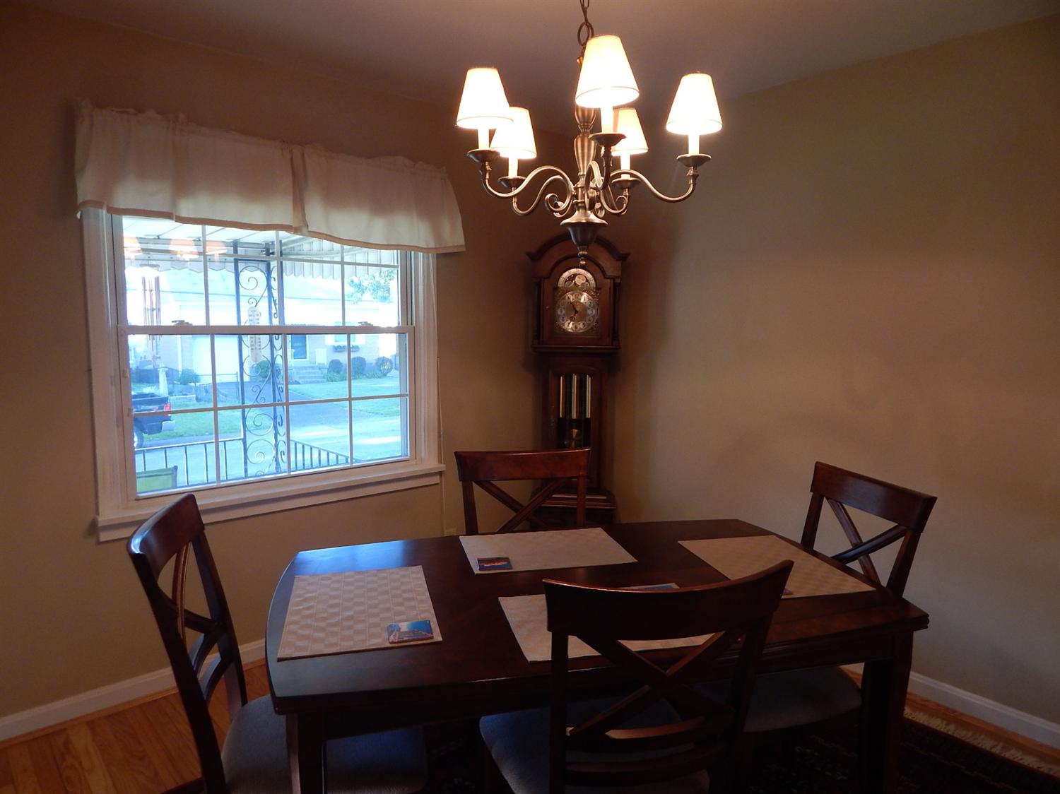 For Sale: 3839 Macnicholas Cincinnati, OH 45236