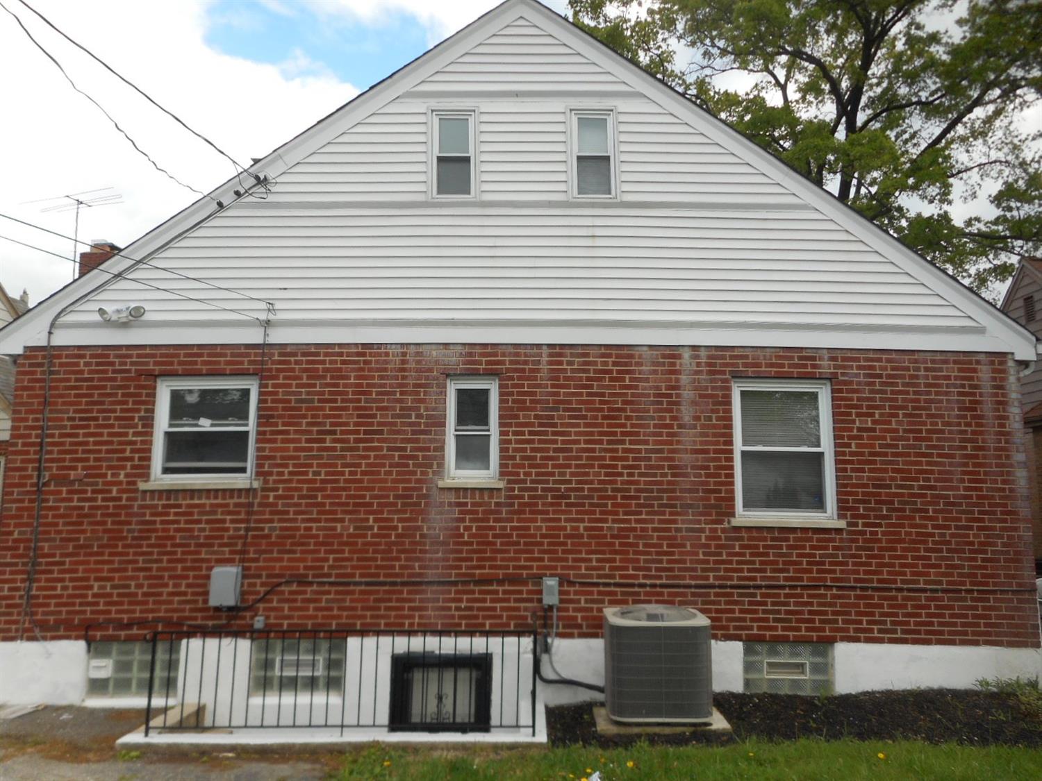 1106 Elm Park Dr