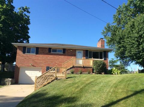 561 Palmerston Dr