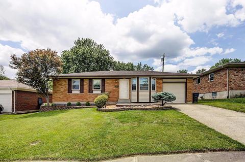 561 Palmerston Dr