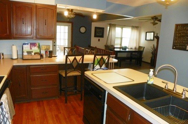 5259 Relluk Dr