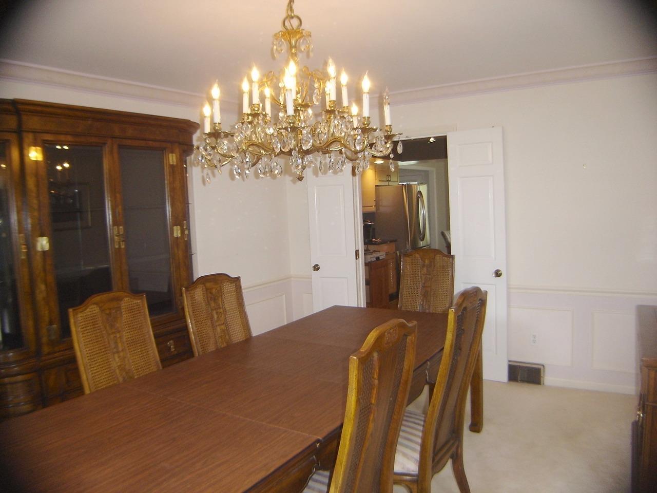 85 Bayham Dr
