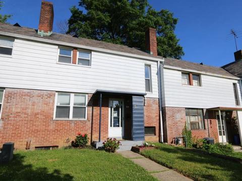 12 Oakwood Ct