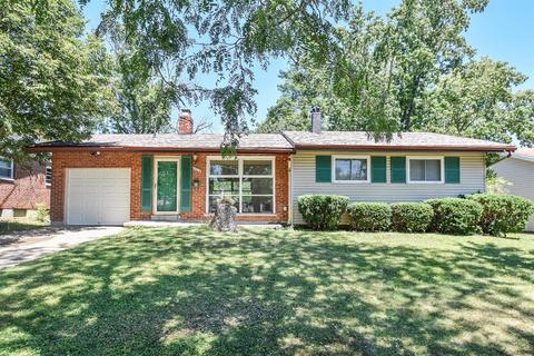 12 Oakwood Ct