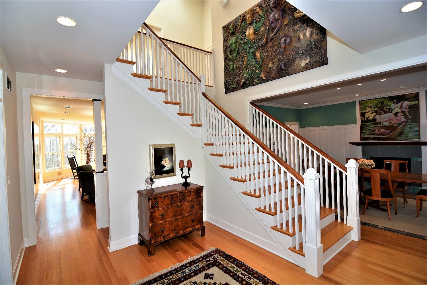 802 Lexington Ave