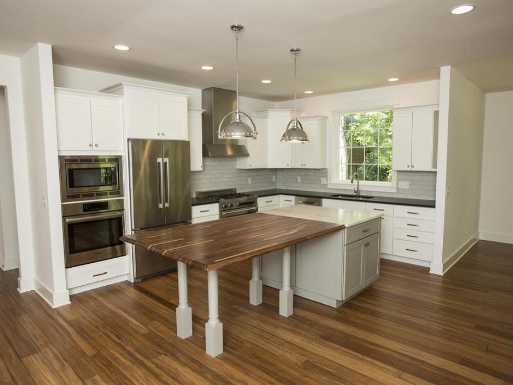 For Sale: 7600 Euclid Cincinnati, OH 45243
