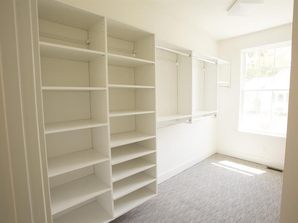 For Sale: 7600 Euclid Cincinnati, OH 45243